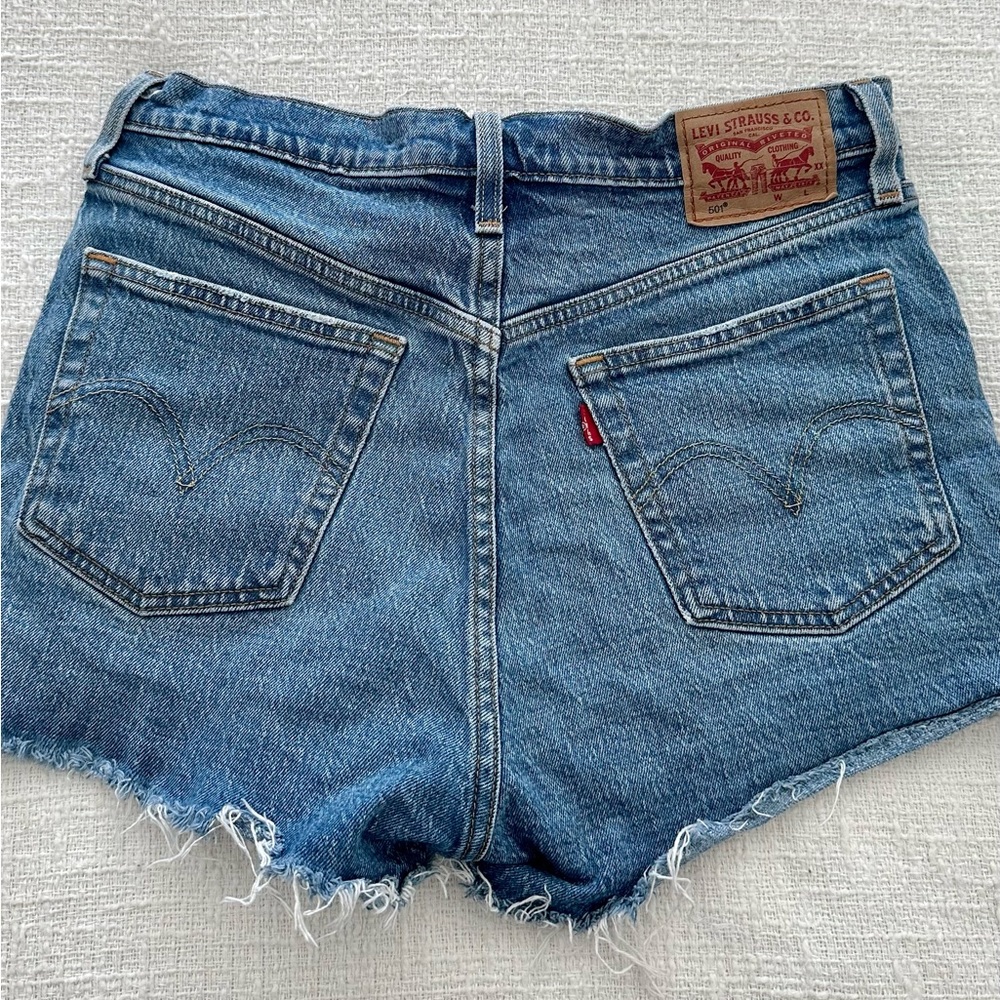 Levi 501 High-Rise Shorts W28
